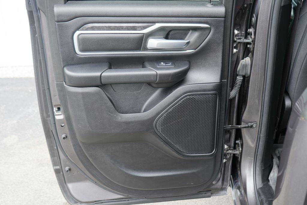 2021 RAM 1500 Big Horn Quad Cab 4x4 6'4' Box