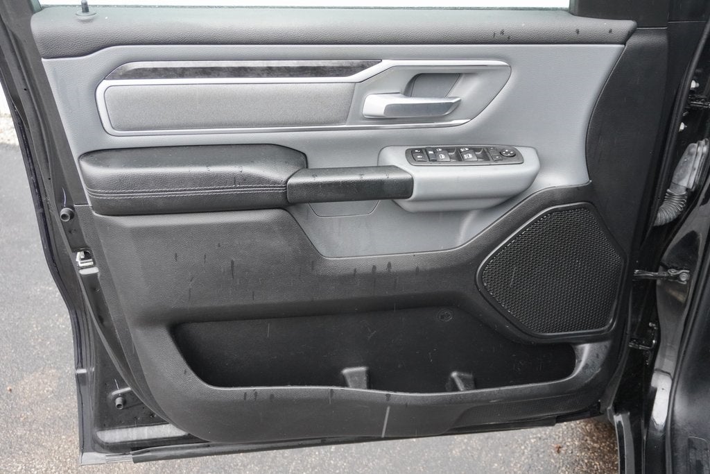 2021 RAM 1500 Big Horn Quad Cab 4x4 6'4' Box