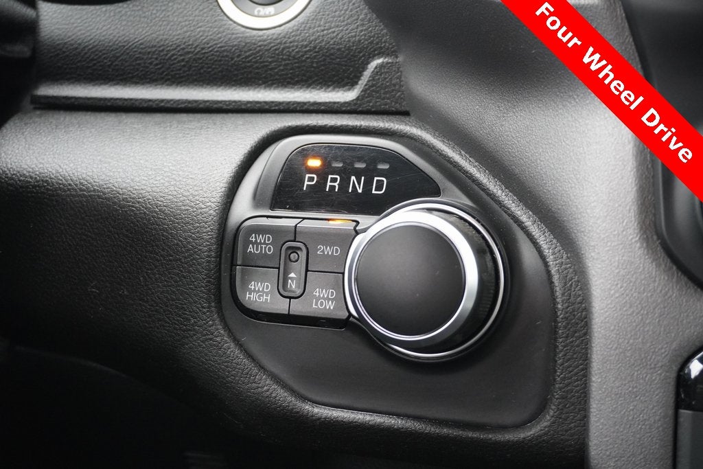 2021 RAM 1500 Big Horn Quad Cab 4x4 6'4' Box