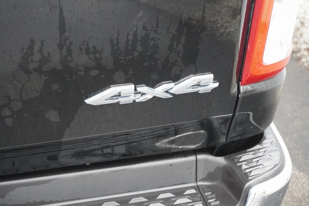 2021 RAM 1500 Big Horn Quad Cab 4x4 6'4' Box