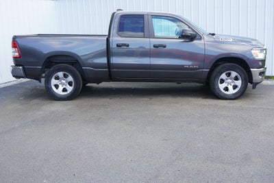2023 RAM 1500 Big Horn Quad Cab 4x4 6'4' Box