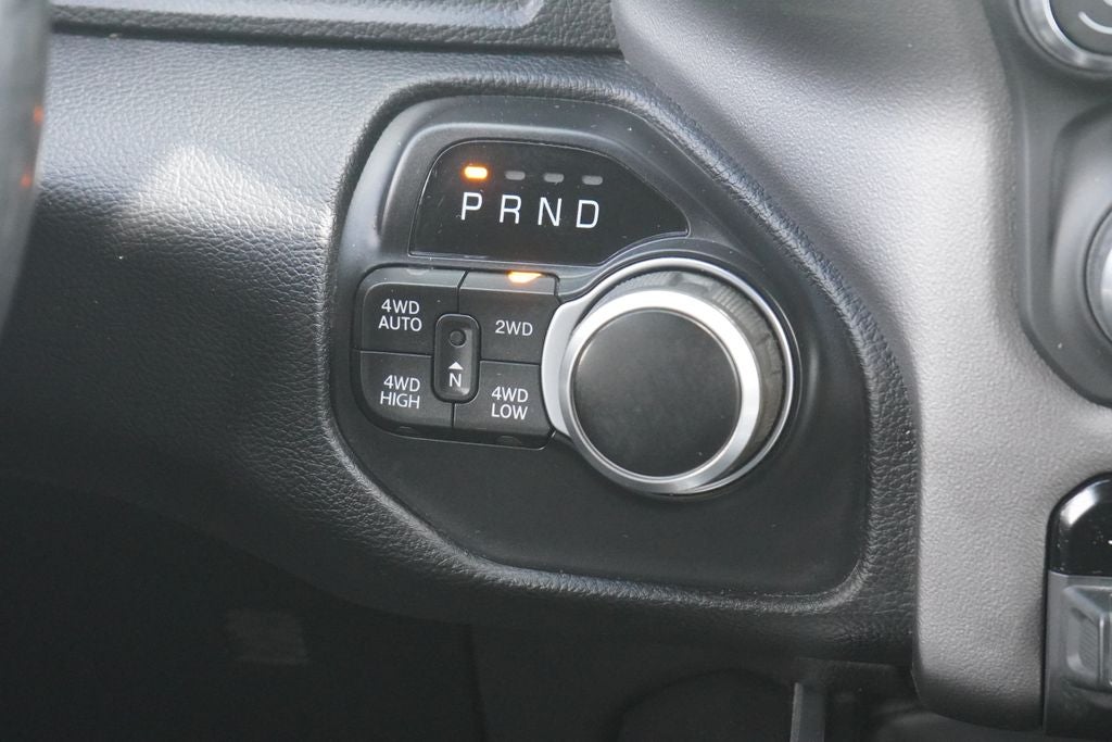2021 RAM 1500 Big Horn Quad Cab 4x4 6'4' Box