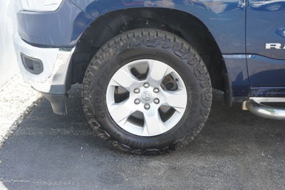 2021 RAM 1500 Big Horn Quad Cab 4x4 6'4' Box