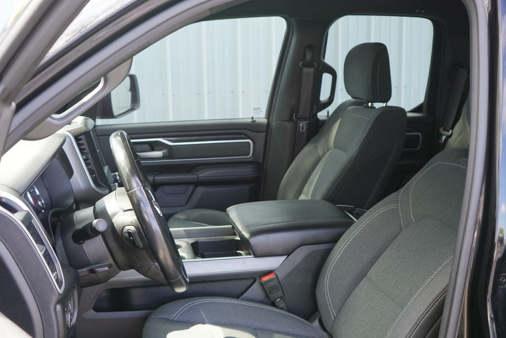 2022 RAM 1500 Big Horn Quad Cab 4x4 6'4' Box