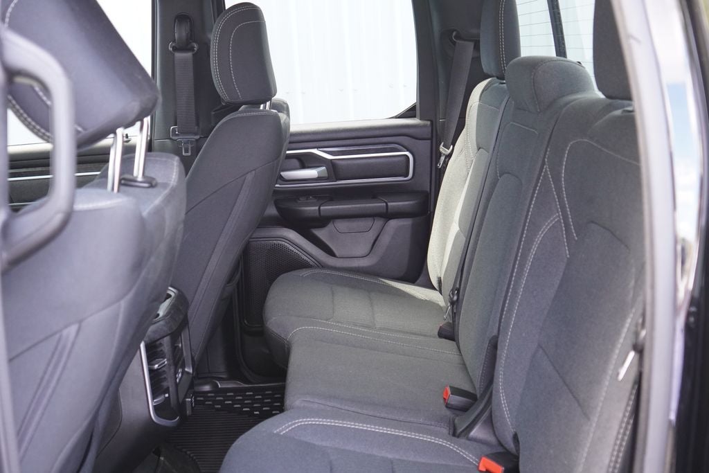 2022 RAM 1500 Big Horn Quad Cab 4x4 6'4' Box