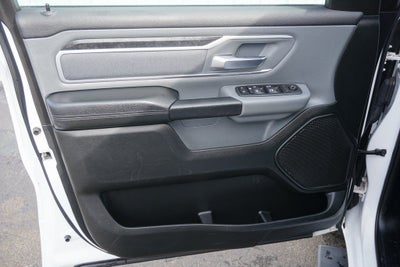 2020 RAM 1500 Big Horn Quad Cab 4x4 6'4' Box