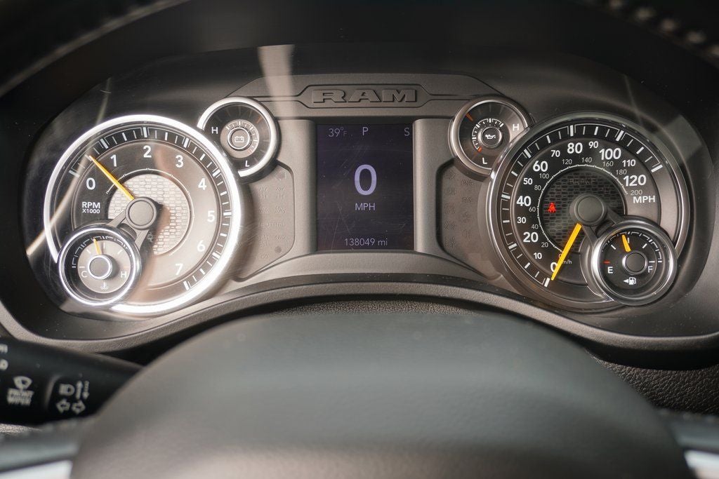 2020 RAM 1500 Big Horn Quad Cab 4x4 6'4' Box