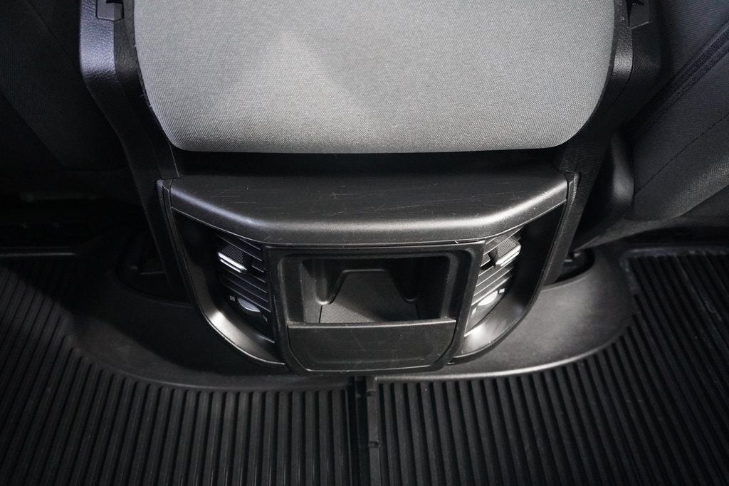 2020 RAM 1500 Big Horn Quad Cab 4x4 6'4' Box