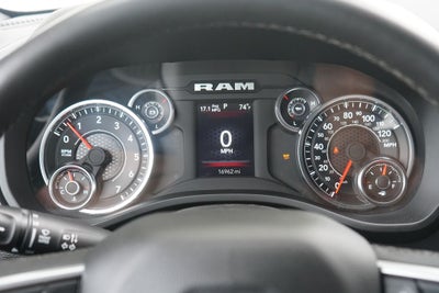 2025 RAM 1500 Big Horn Crew Cab 4x4 5'7' Box