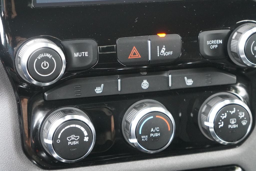 2025 RAM 1500 Big Horn Crew Cab 4x4 5'7' Box