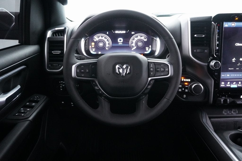 2025 RAM 1500 Big Horn Crew Cab 4x4 5'7' Box