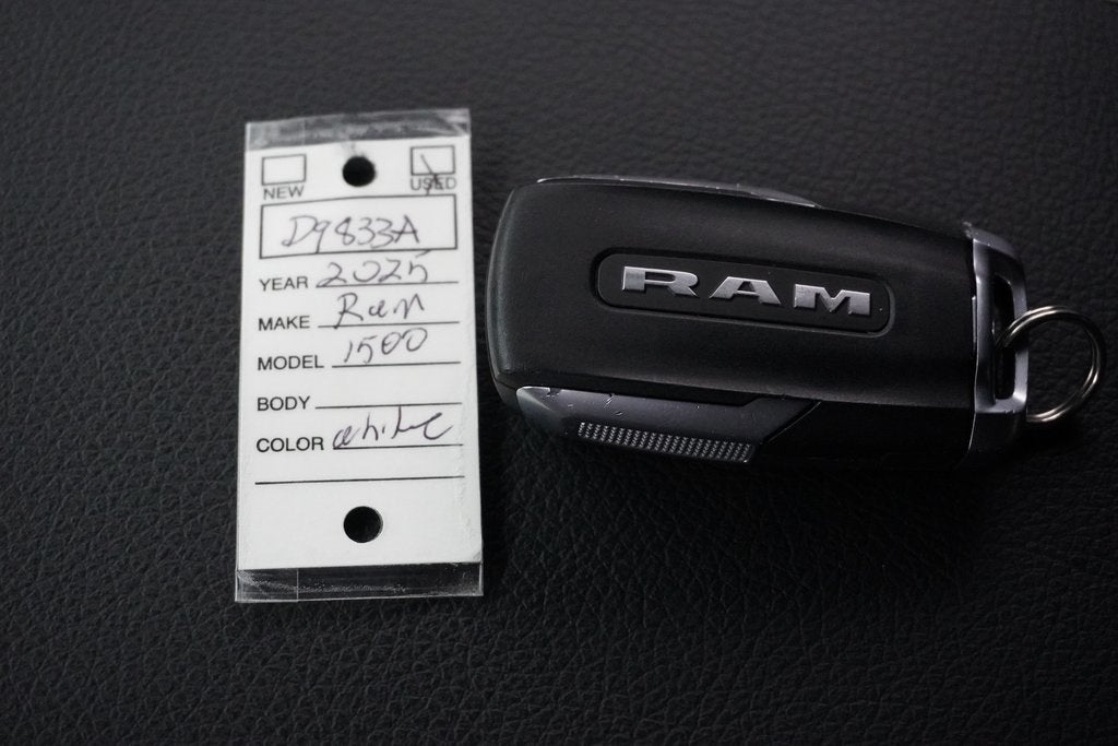 2025 RAM 1500 Big Horn Crew Cab 4x4 5'7' Box