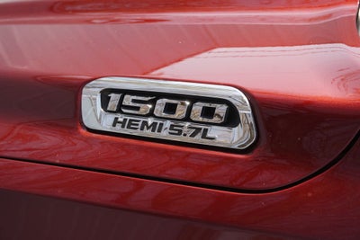 2022 RAM 1500 Big Horn Crew Cab 4x4 5'7' Box