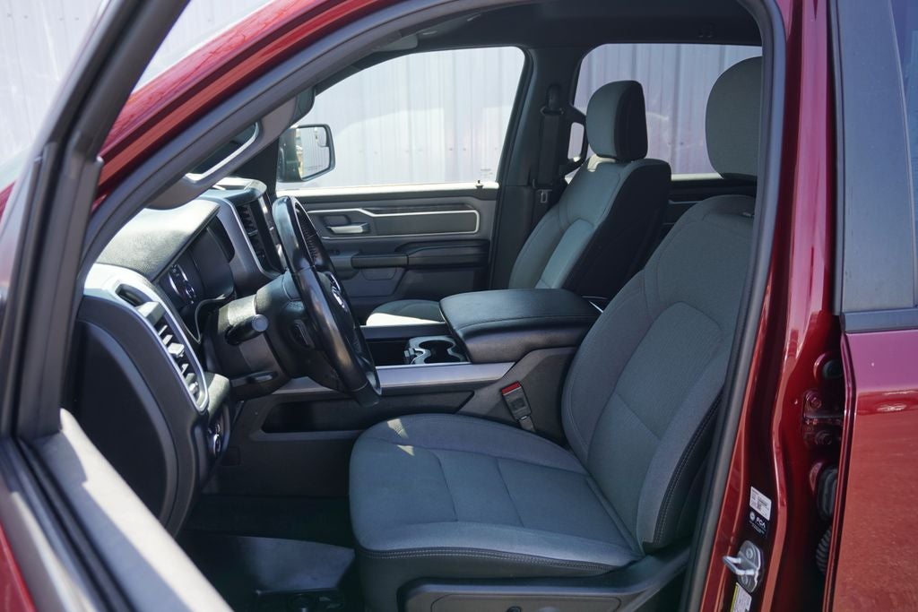 2022 RAM 1500 Big Horn Crew Cab 4x4 5'7' Box