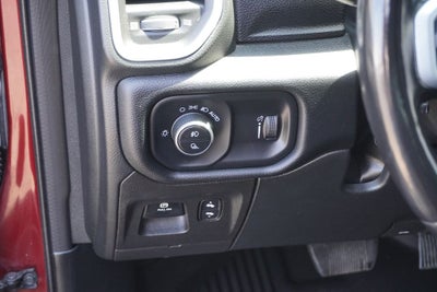 2022 RAM 1500 Big Horn Crew Cab 4x4 5'7' Box