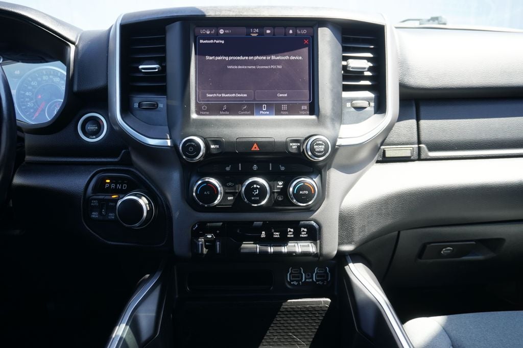 2022 RAM 1500 Big Horn Crew Cab 4x4 5'7' Box