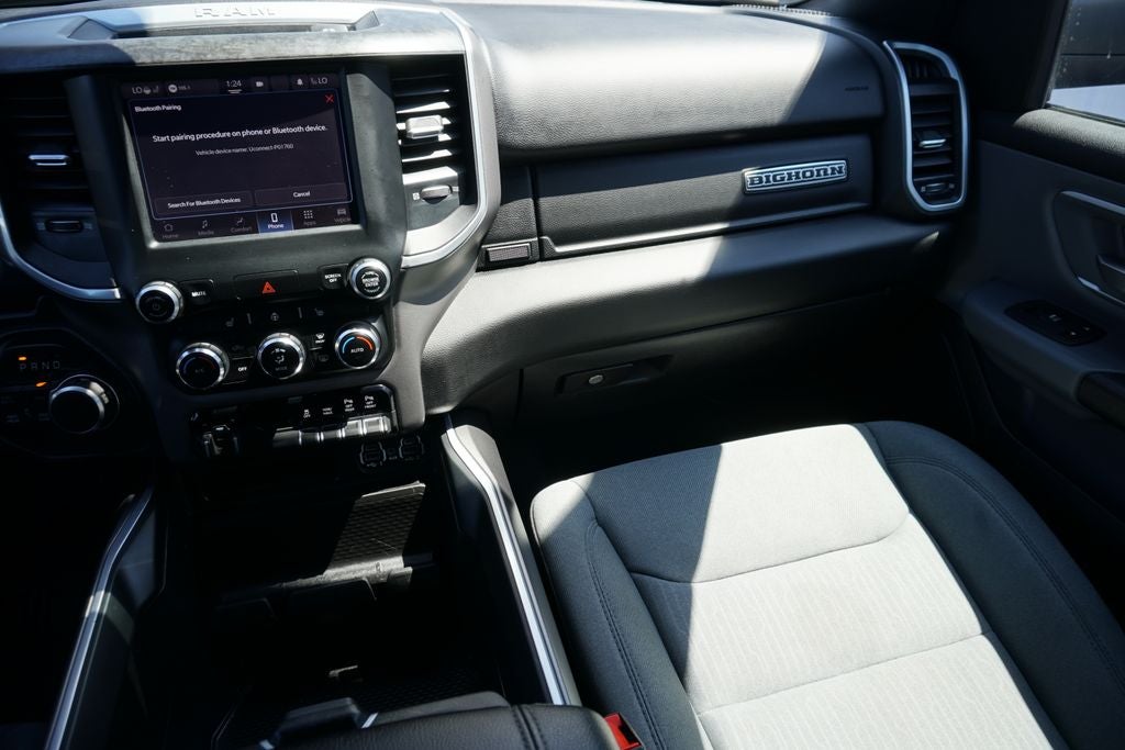 2022 RAM 1500 Big Horn Crew Cab 4x4 5'7' Box