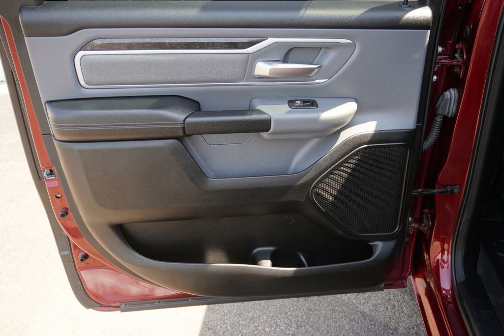 2022 RAM 1500 Big Horn Crew Cab 4x4 5'7' Box