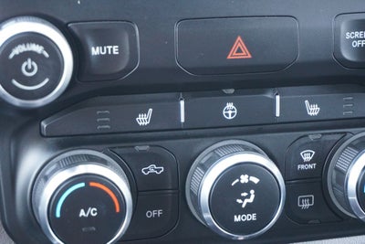 2022 RAM 1500 Big Horn Crew Cab 4x4 5'7' Box