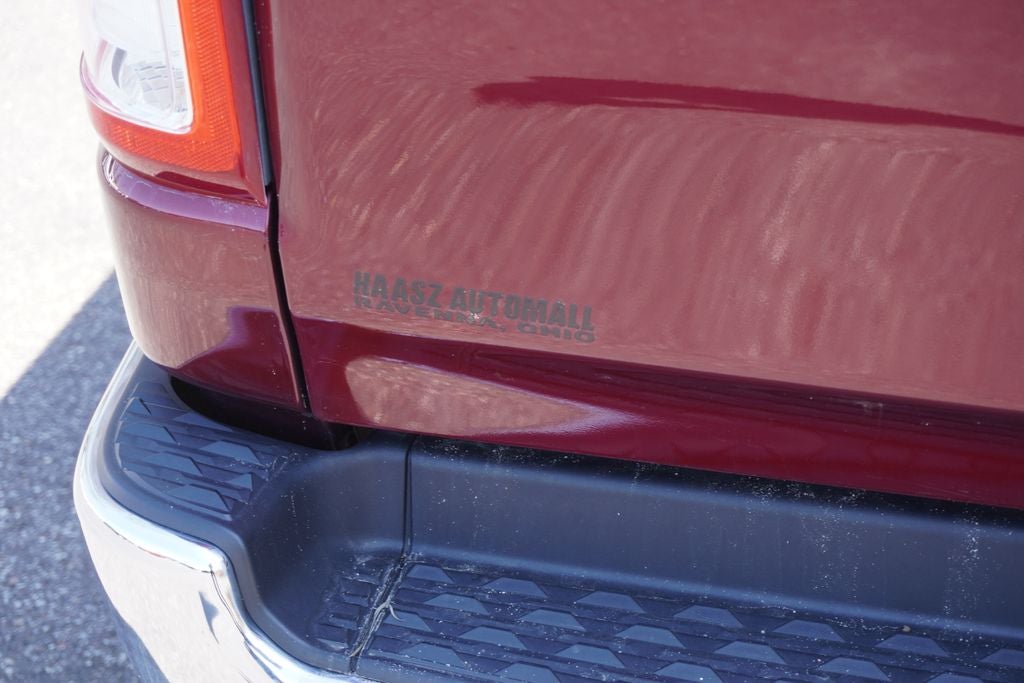 2022 RAM 1500 Big Horn Crew Cab 4x4 5'7' Box