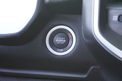 2020 RAM 1500 Big Horn Crew Cab 4x4 5'7' Box