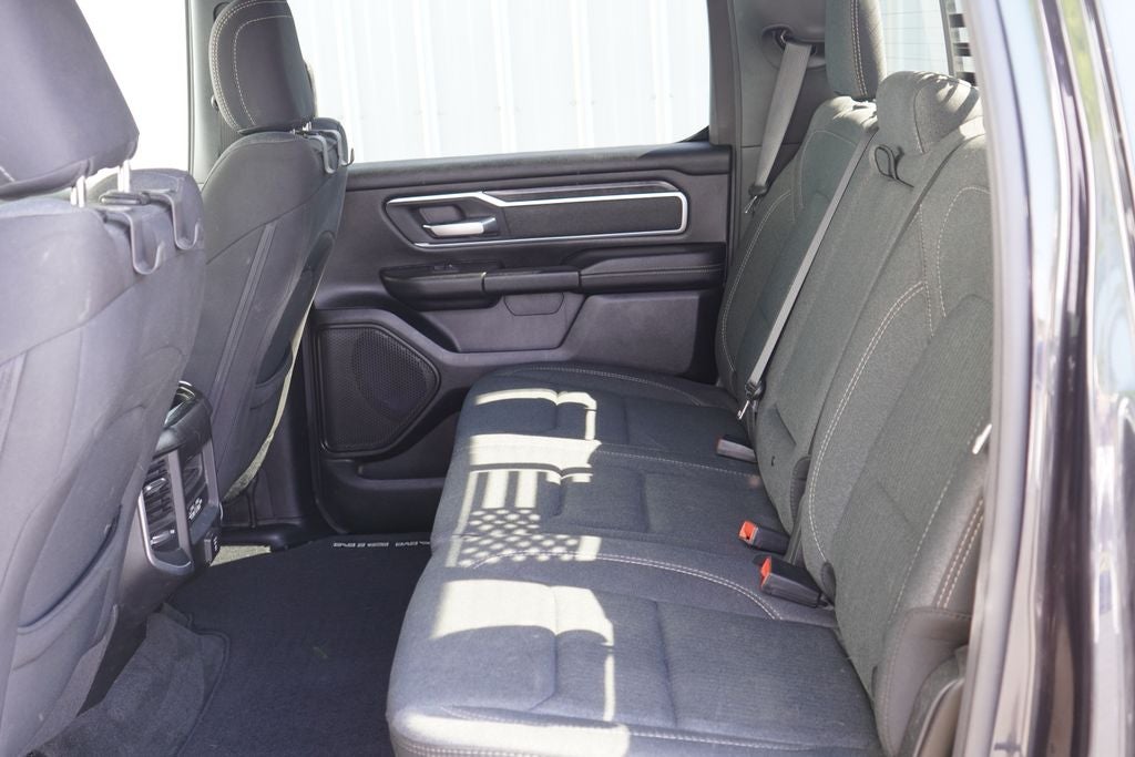 2020 RAM 1500 Big Horn Crew Cab 4x4 5'7' Box