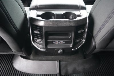 2021 RAM 1500 Big Horn Crew Cab 4x4 5'7' Box