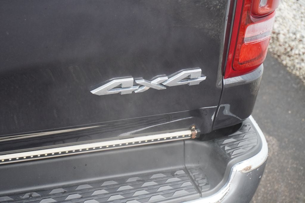 2021 RAM 1500 Big Horn Crew Cab 4x4 5'7' Box