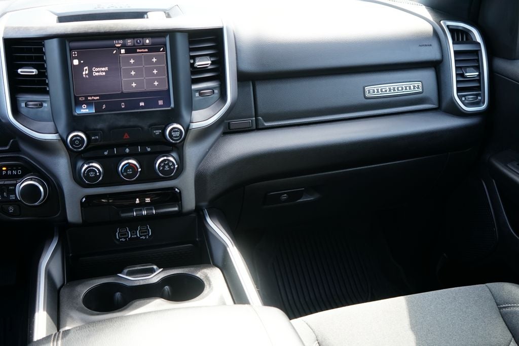 2023 RAM 1500 Big Horn Crew Cab 4x4 5'7' Box
