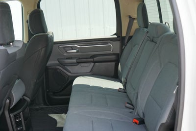 2020 RAM 1500 Big Horn Crew Cab 4x4 5'7' Box