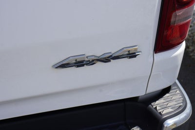 2020 RAM 1500 Big Horn Crew Cab 4x4 5'7' Box