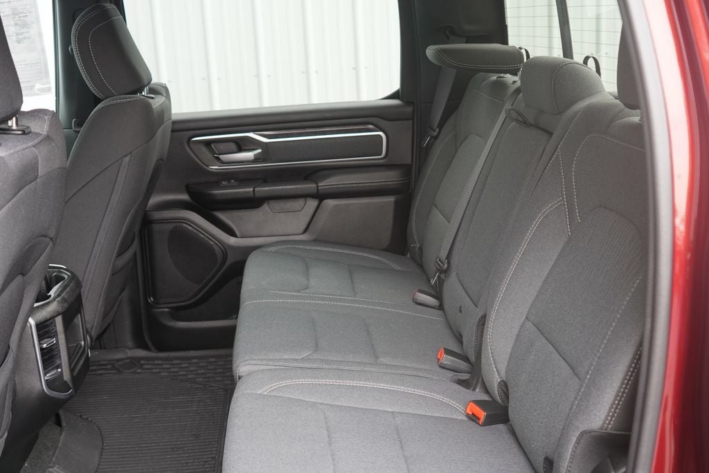 2022 RAM 1500 Big Horn Crew Cab 4x4 5'7' Box