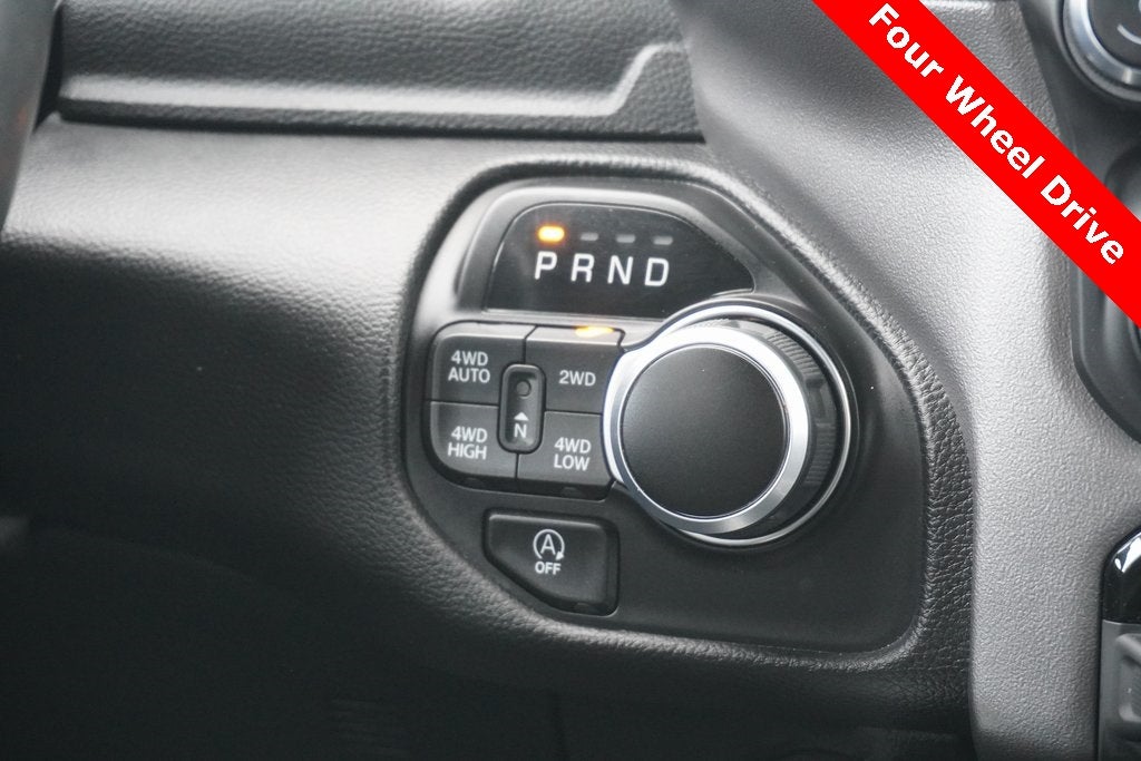 2023 RAM 1500 Big Horn Crew Cab 4x4 5'7' Box