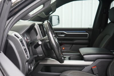 2020 RAM 1500 Big Horn Crew Cab 4x4 5'7' Box