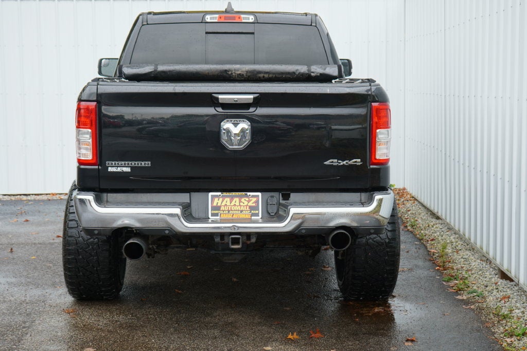2020 RAM 1500 Big Horn Crew Cab 4x4 5'7' Box
