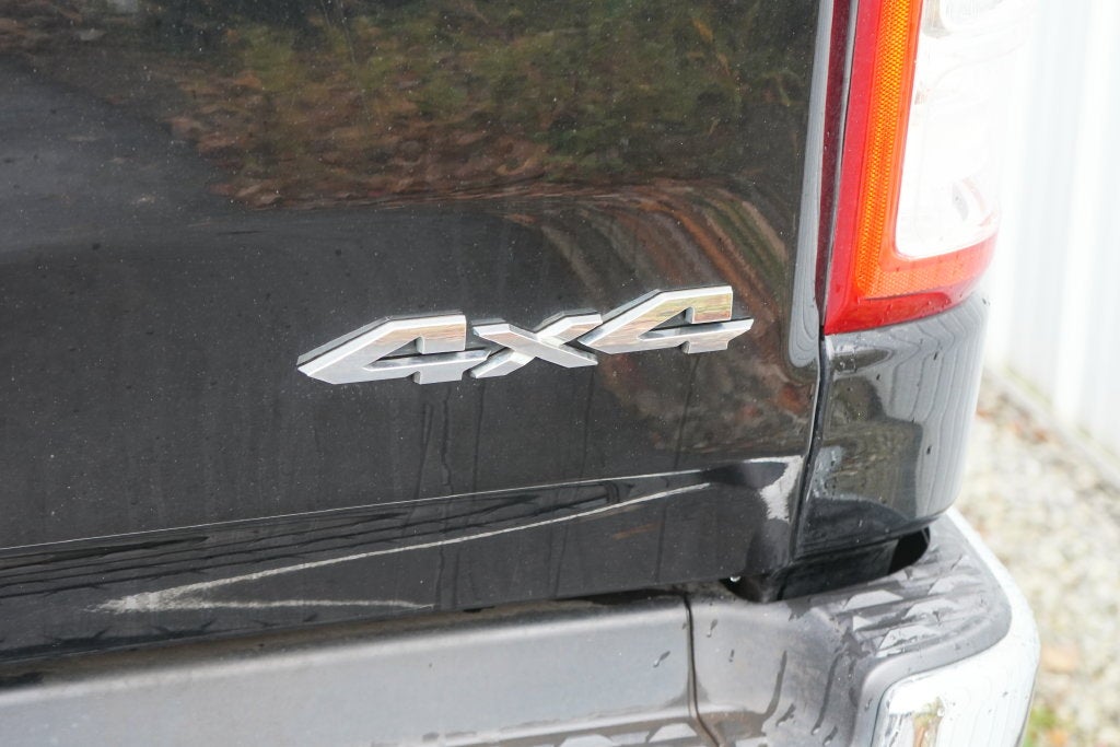 2020 RAM 1500 Big Horn Crew Cab 4x4 5'7' Box