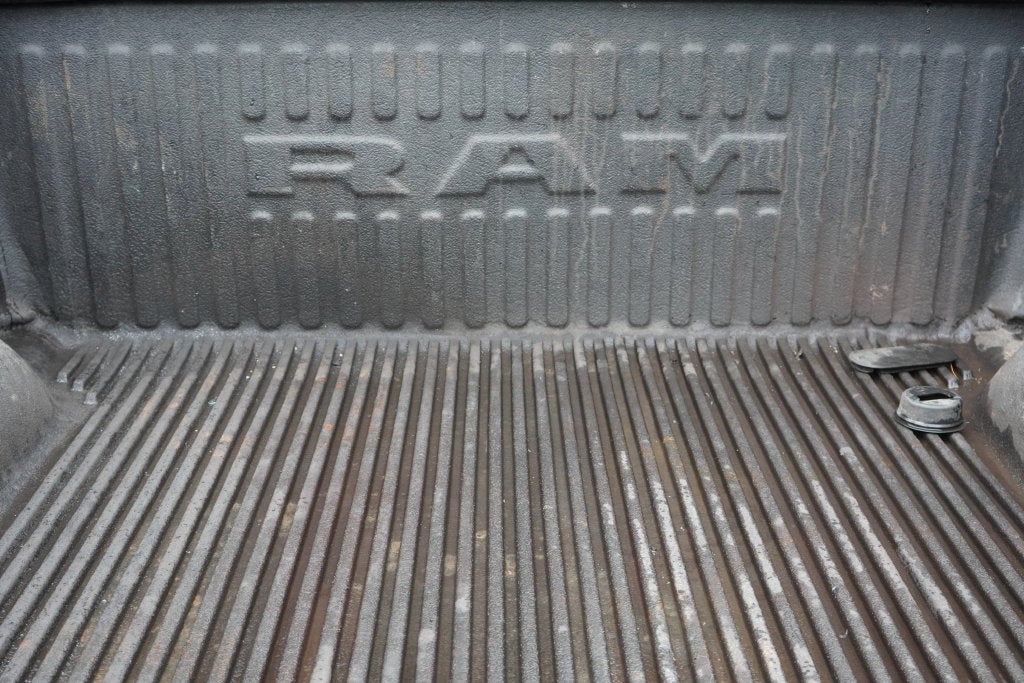 2020 RAM 1500 Big Horn Crew Cab 4x4 5'7' Box