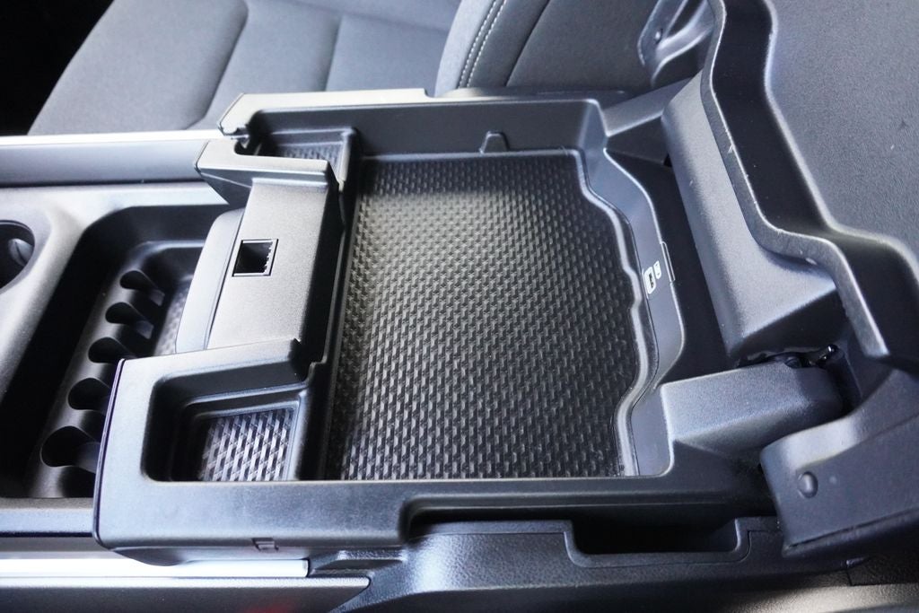 2021 RAM 1500 Big Horn Crew Cab 4x4 5'7' Box