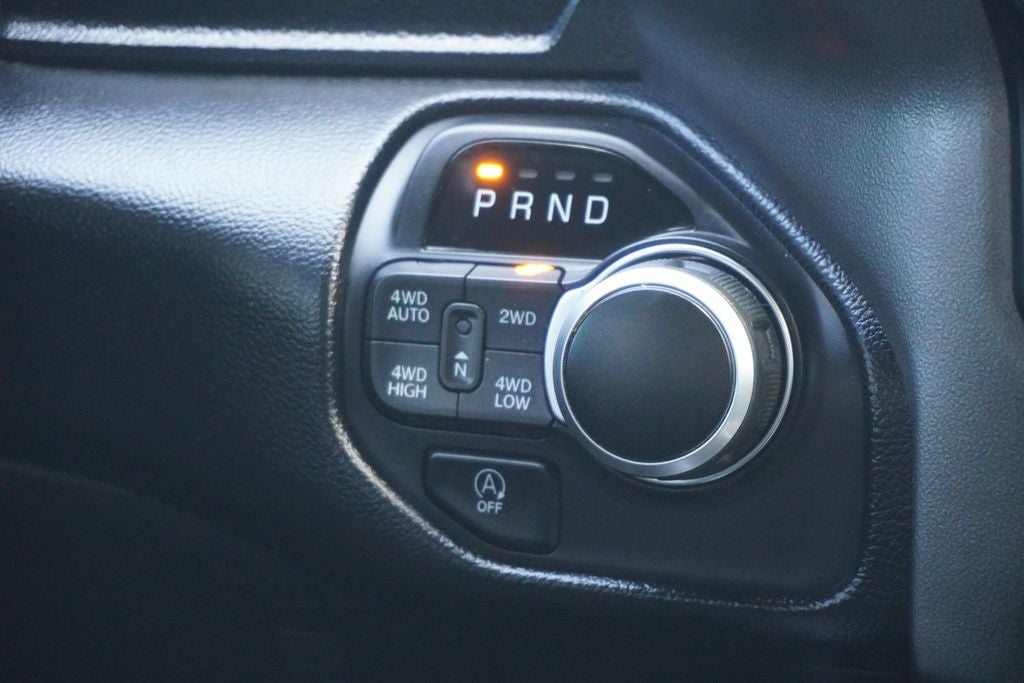 2021 RAM 1500 Big Horn Crew Cab 4x4 5'7' Box