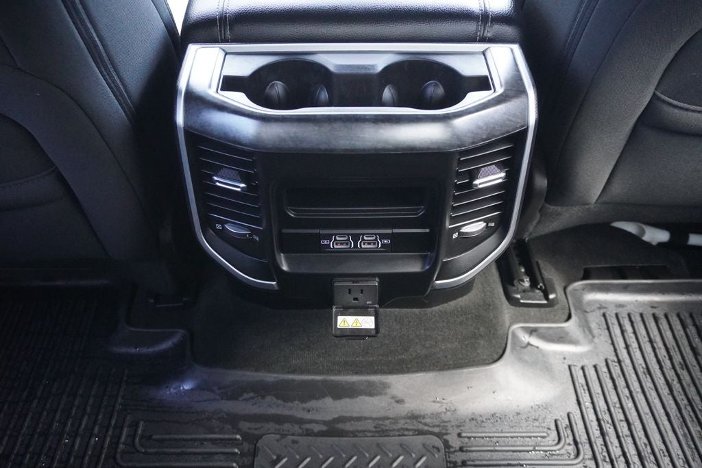 2021 RAM 1500 Big Horn Crew Cab 4x4 5'7' Box