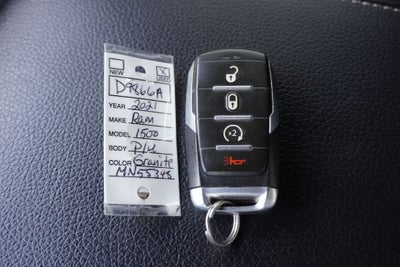 2021 RAM 1500 Big Horn Crew Cab 4x4 5'7' Box