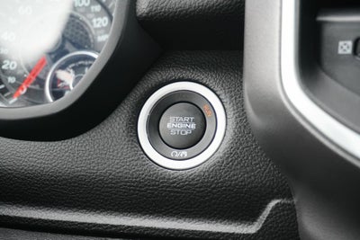 2022 RAM 1500 Big Horn Crew Cab 4x4 5'7' Box