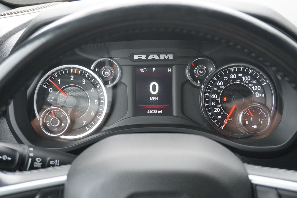 2023 RAM 1500 Big Horn Crew Cab 4x4 5'7' Box