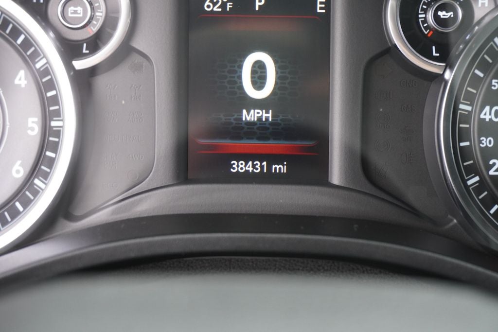 2020 RAM 1500 Big Horn Crew Cab 4x4 5'7' Box