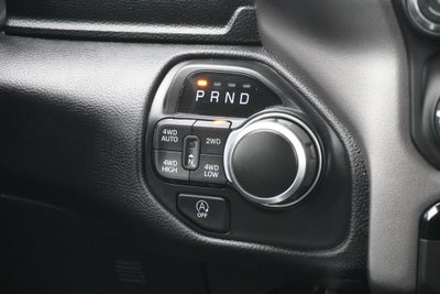 2020 RAM 1500 Big Horn Crew Cab 4x4 5'7' Box