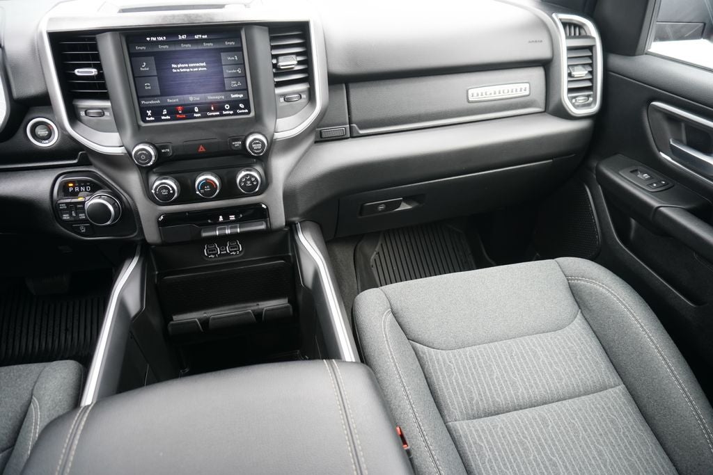 2020 RAM 1500 Big Horn Crew Cab 4x4 5'7' Box