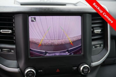 2020 RAM 1500 Big Horn Crew Cab 4x4 5'7' Box