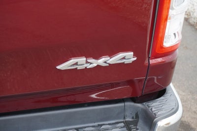 2020 RAM 1500 Big Horn Crew Cab 4x4 5'7' Box