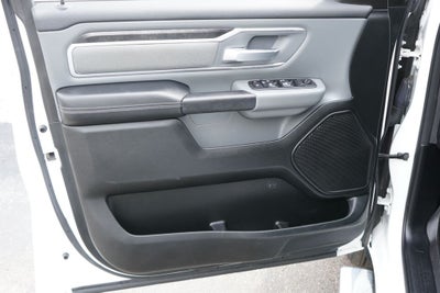 2020 RAM 1500 Big Horn Crew Cab 4x4 5'7' Box
