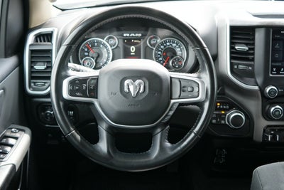 2020 RAM 1500 Big Horn Crew Cab 4x4 5'7' Box